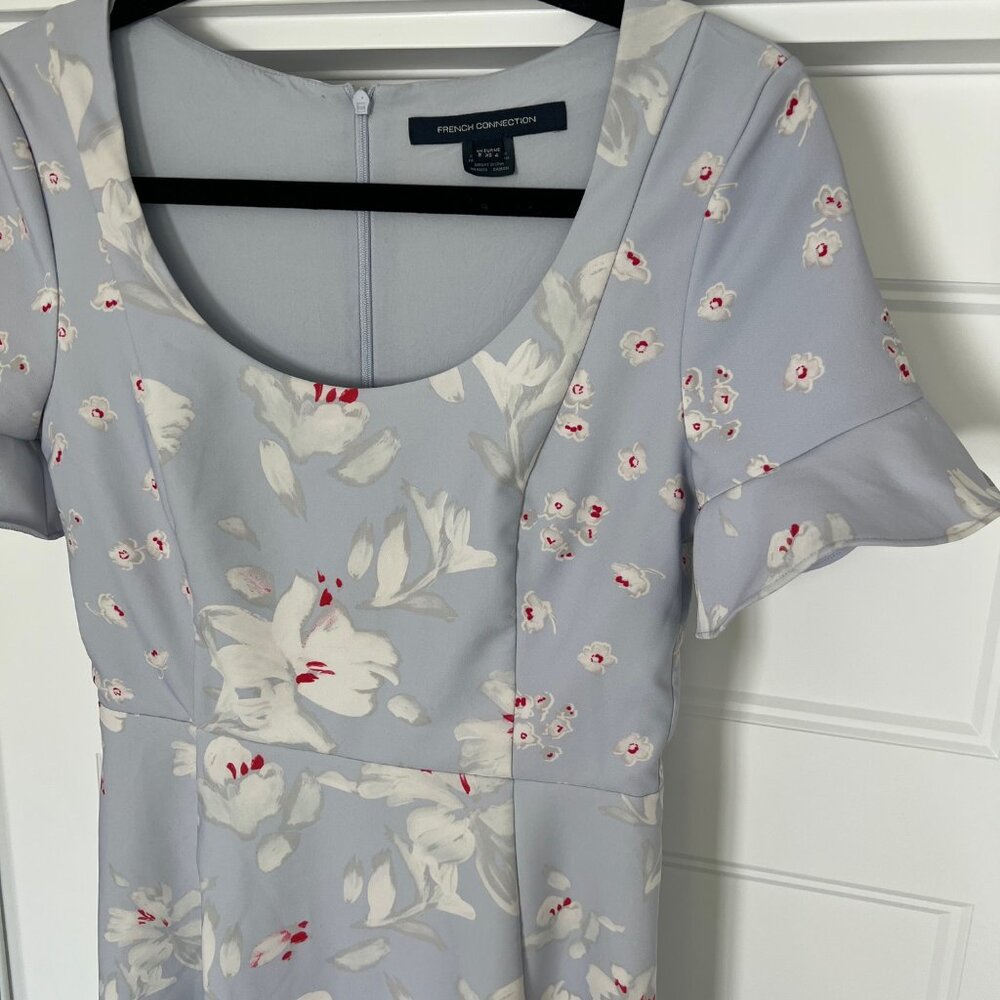 French Connection Light Blue Alba Stretch Spring Floral Dress, Size 4 - Picture 3 of 8